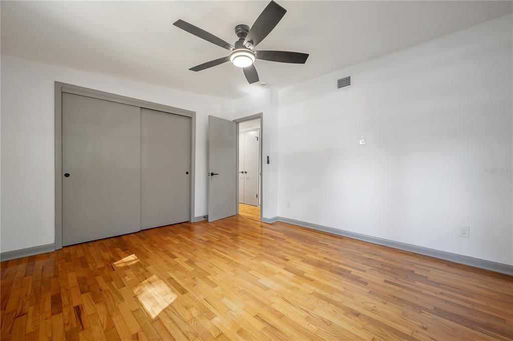 Active With Contract: $539,900 (3 beds, 2 baths, 1496 Square Feet)