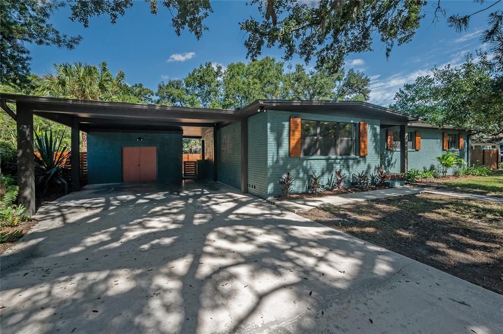 Active With Contract: $539,900 (3 beds, 2 baths, 1496 Square Feet)