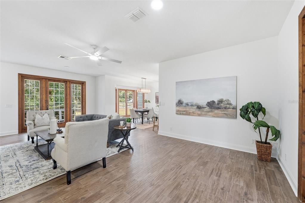 Active With Contract: $599,000 (3 beds, 2 baths, 2477 Square Feet)