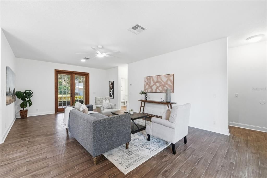 Active With Contract: $599,000 (3 beds, 2 baths, 2477 Square Feet)