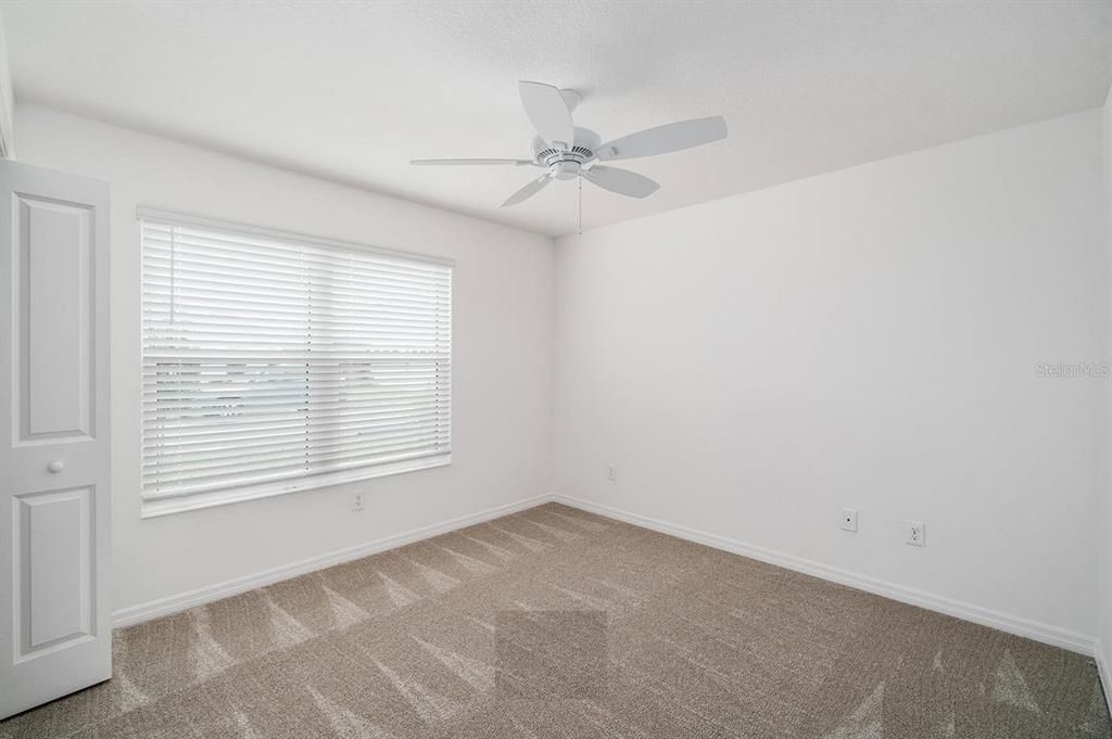 出租: $2,400 (3 贝兹, 2 浴室, 1450 平方英尺)