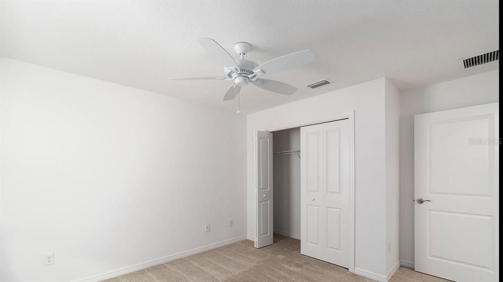 出租: $2,400 (3 贝兹, 2 浴室, 1450 平方英尺)