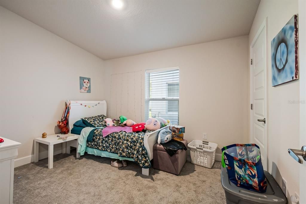 En Venta: $390,000 (4 camas, 2 baños, 1602 Pies cuadrados)