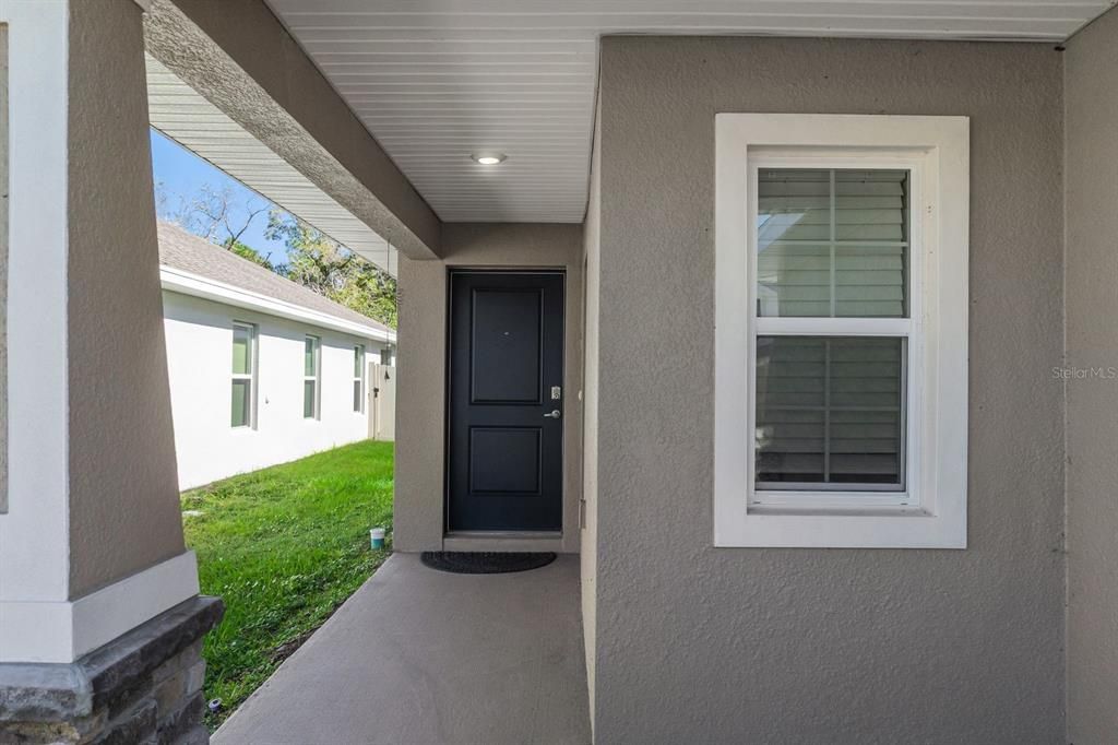 En Venta: $390,000 (4 camas, 2 baños, 1602 Pies cuadrados)