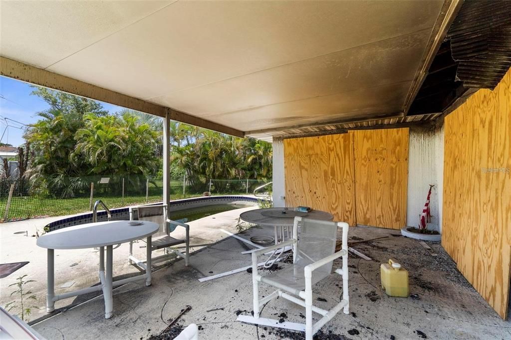 For Sale: $84,000 (3 beds, 3 baths, 2113 Square Feet)