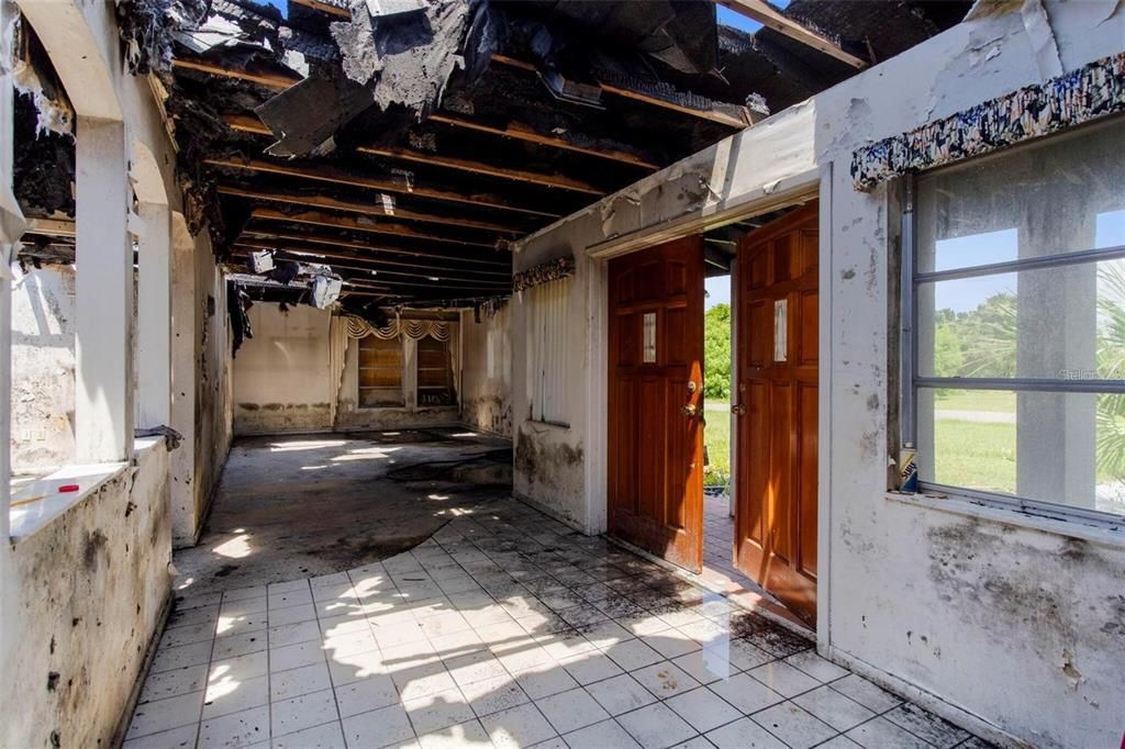 For Sale: $84,000 (3 beds, 3 baths, 2113 Square Feet)