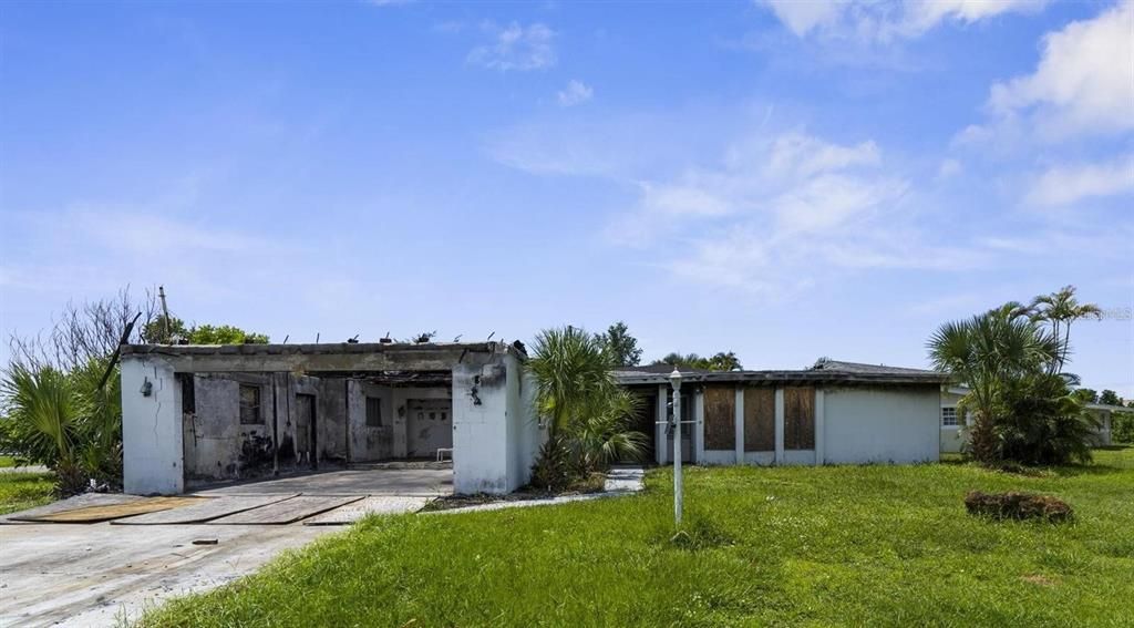 For Sale: $84,000 (3 beds, 3 baths, 2113 Square Feet)