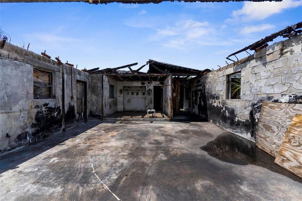 For Sale: $84,000 (3 beds, 3 baths, 2113 Square Feet)