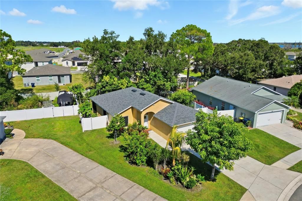 合同活跃: $250,000 (3 贝兹, 2 浴室, 1140 平方英尺)