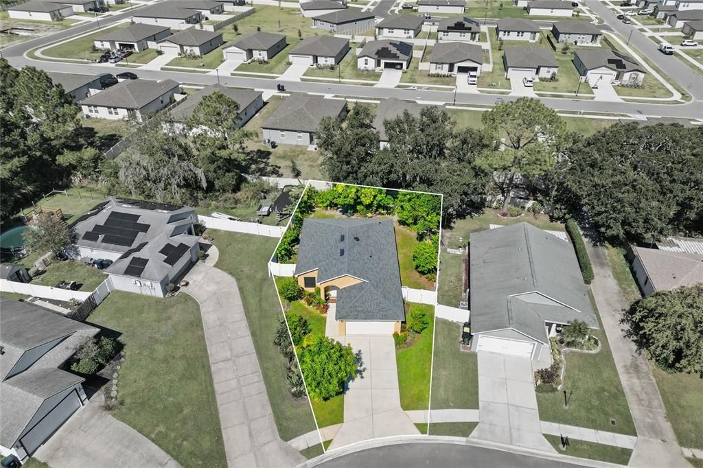 合同活跃: $250,000 (3 贝兹, 2 浴室, 1140 平方英尺)