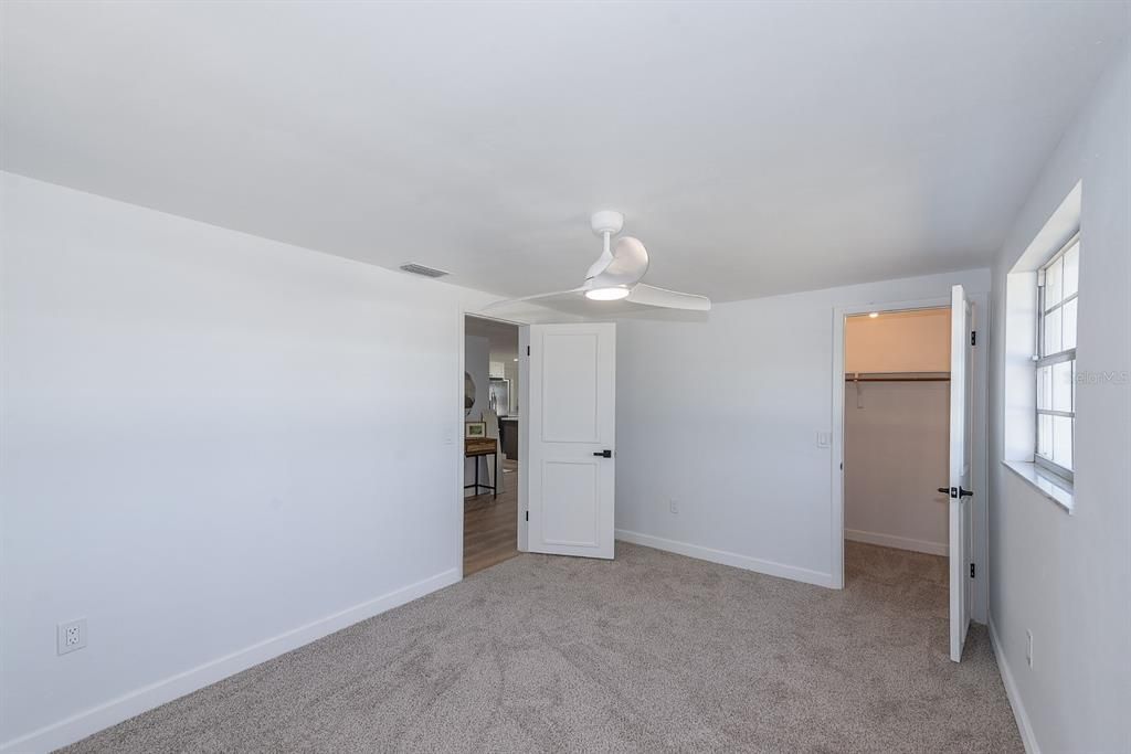 Active With Contract: $419,900 (4 beds, 2 baths, 2126 Square Feet)