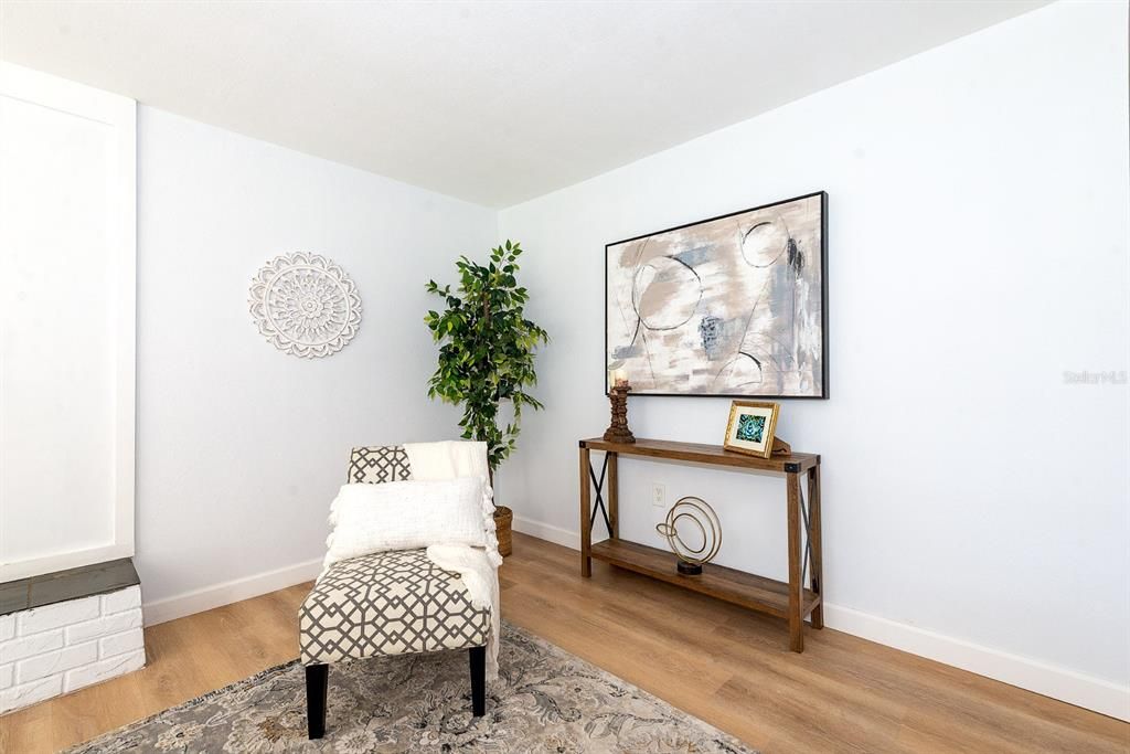 Active With Contract: $419,900 (4 beds, 2 baths, 2126 Square Feet)