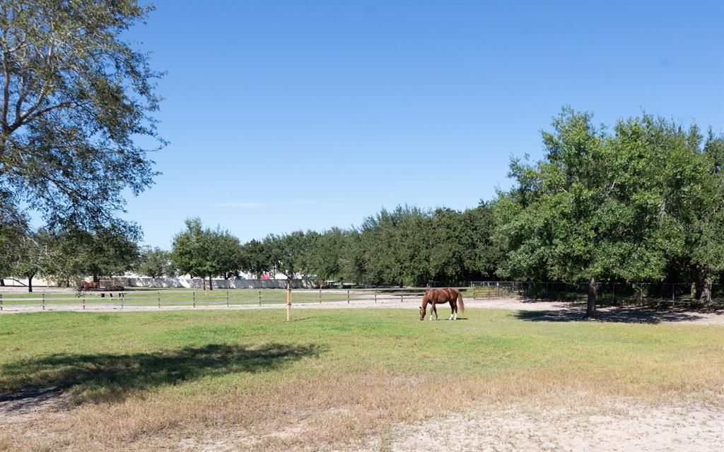 Active With Contract: $419,900 (4 beds, 2 baths, 2126 Square Feet)