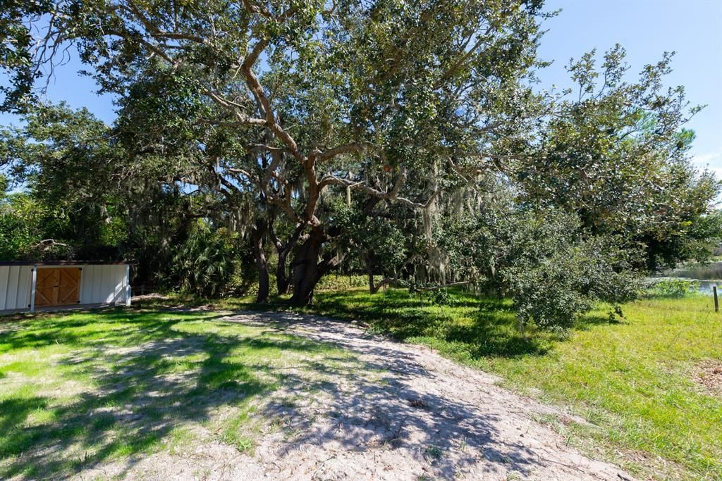 Active With Contract: $419,900 (4 beds, 2 baths, 2126 Square Feet)