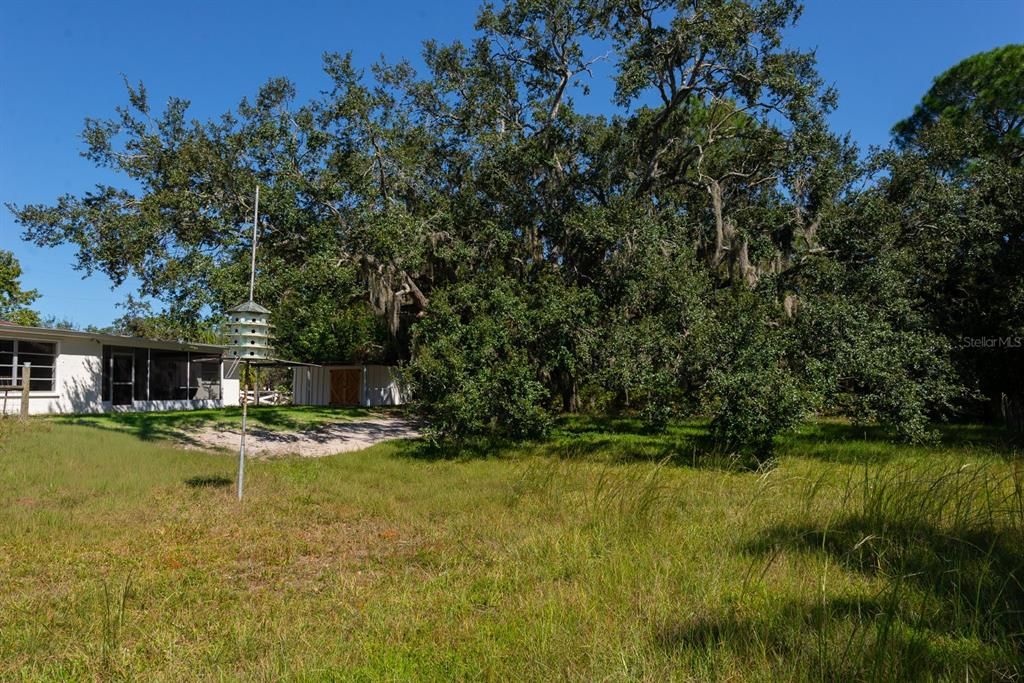 Active With Contract: $419,900 (4 beds, 2 baths, 2126 Square Feet)