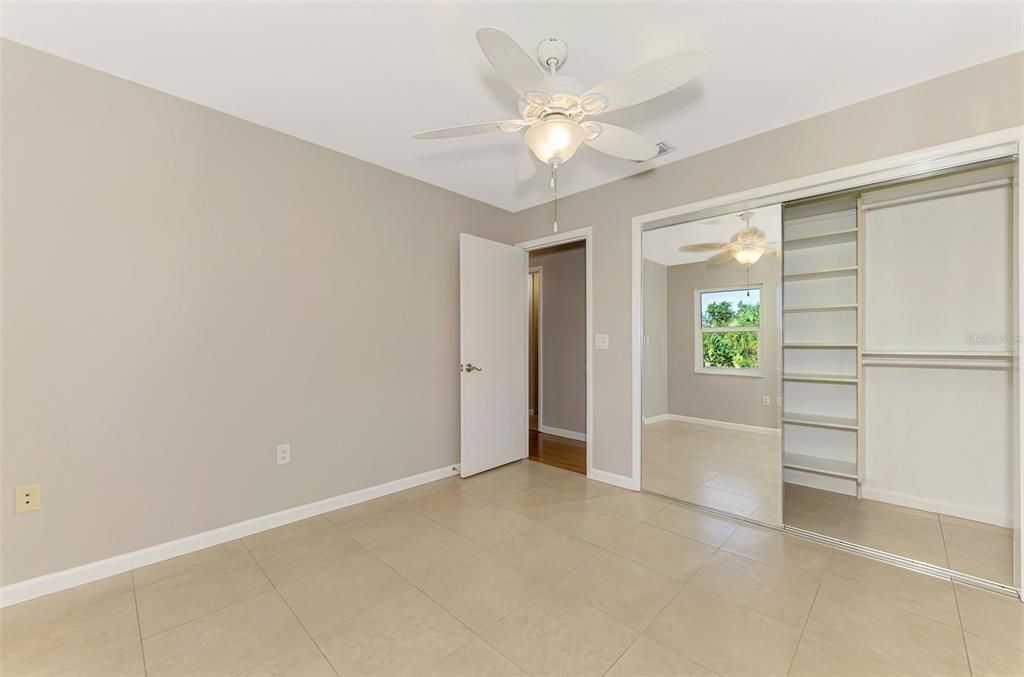 Activo con contrato: $389,900 (2 camas, 2 baños, 1229 Pies cuadrados)