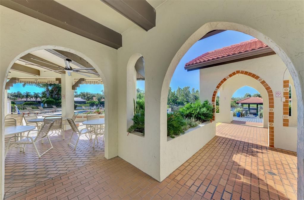 Activo con contrato: $389,900 (2 camas, 2 baños, 1229 Pies cuadrados)