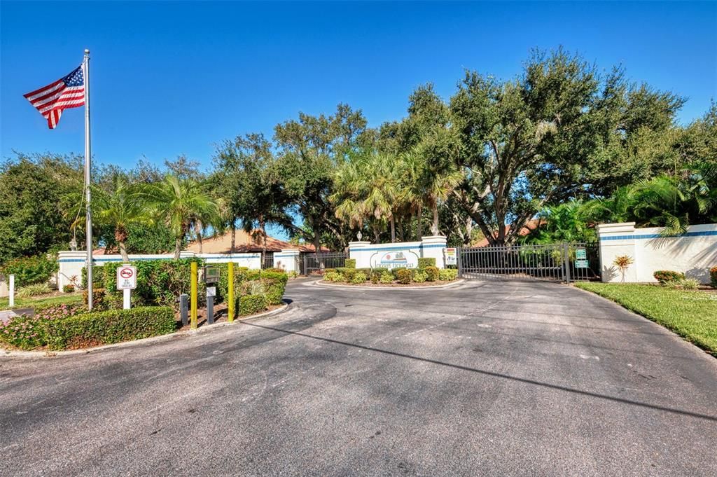 Activo con contrato: $389,900 (2 camas, 2 baños, 1229 Pies cuadrados)