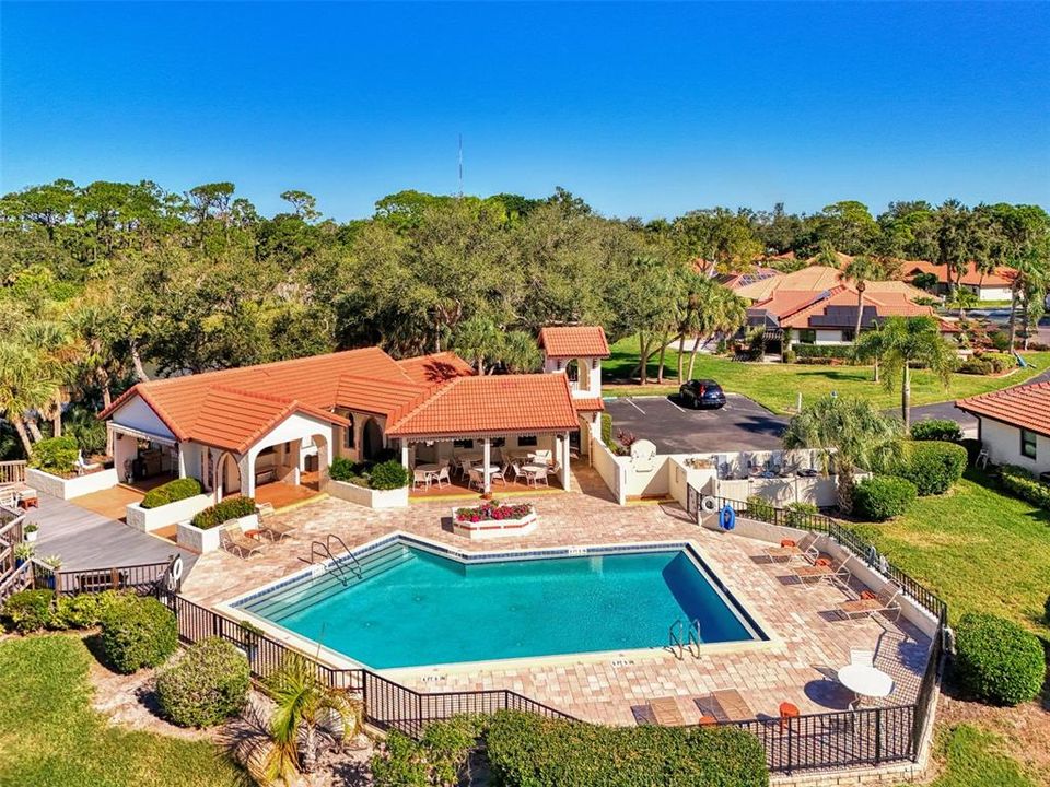 Activo con contrato: $389,900 (2 camas, 2 baños, 1229 Pies cuadrados)