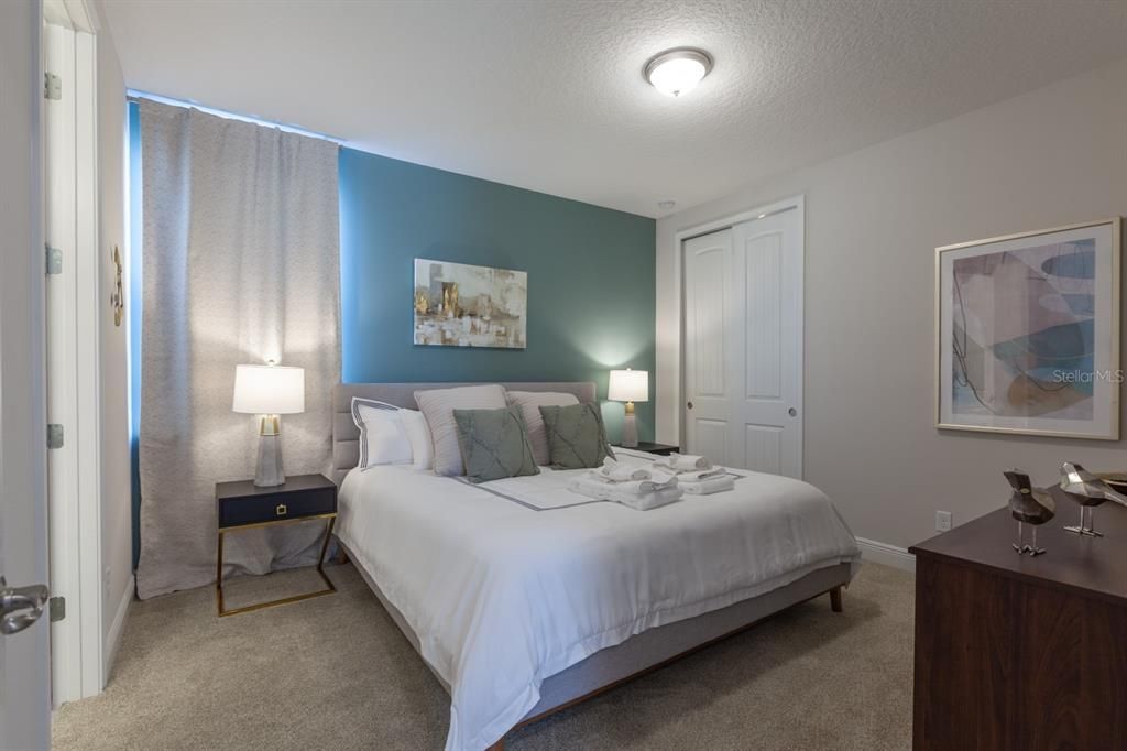 For Sale: $749,000 (6 beds, 6 baths, 3317 Square Feet)