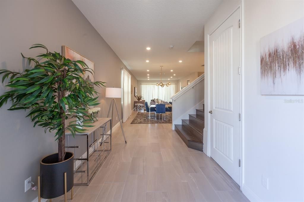 For Sale: $749,000 (6 beds, 6 baths, 3317 Square Feet)