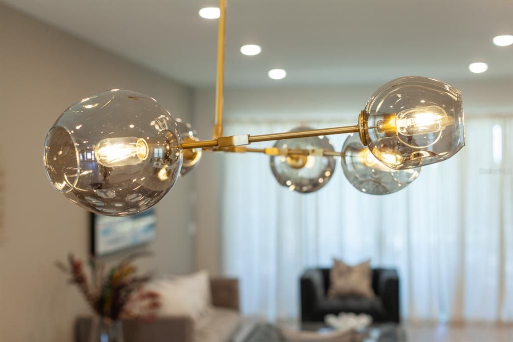 For Sale: $749,000 (6 beds, 6 baths, 3317 Square Feet)