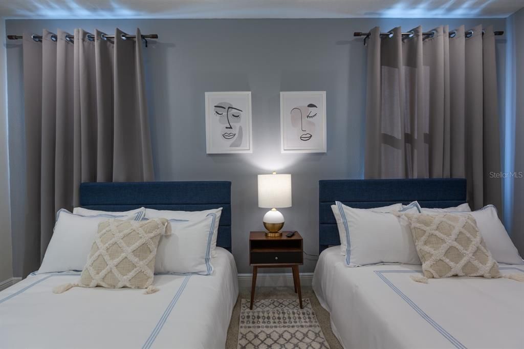 For Sale: $749,000 (6 beds, 6 baths, 3317 Square Feet)