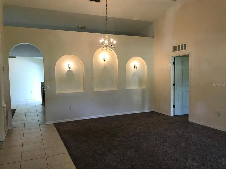 待售: $269,900 (4 贝兹, 2 浴室, 2168 平方英尺)