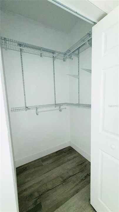 В аренду: $2,300 (4 спален, 2 ванн, 1582 Квадратных фут)