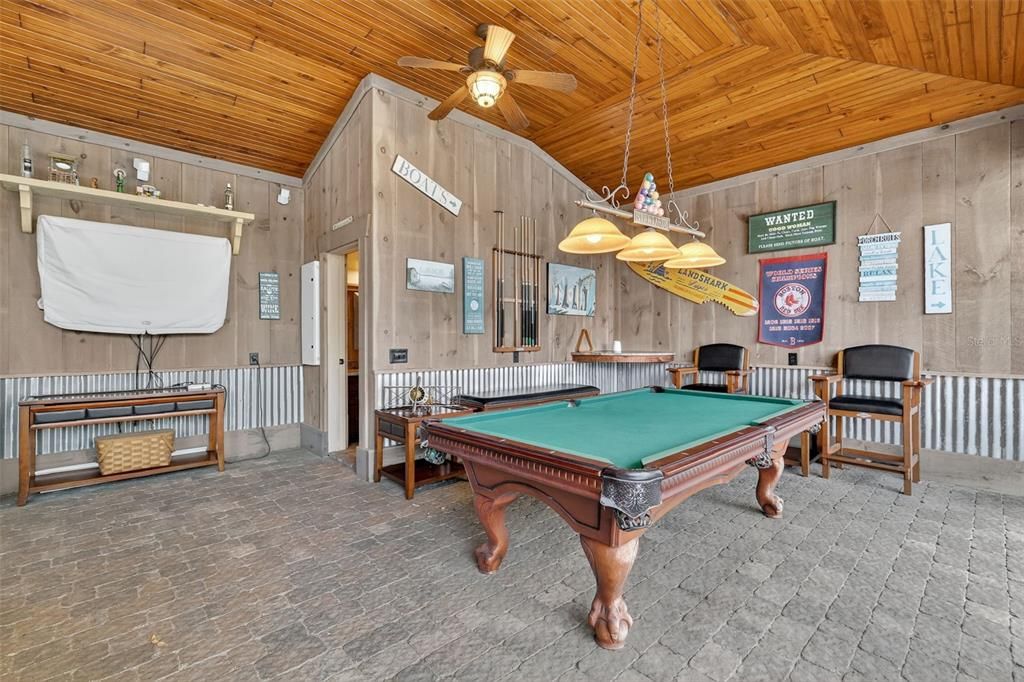 Под контрактом: $1,599,000 (3 спален, 4 ванн, 2496 Квадратных фут)