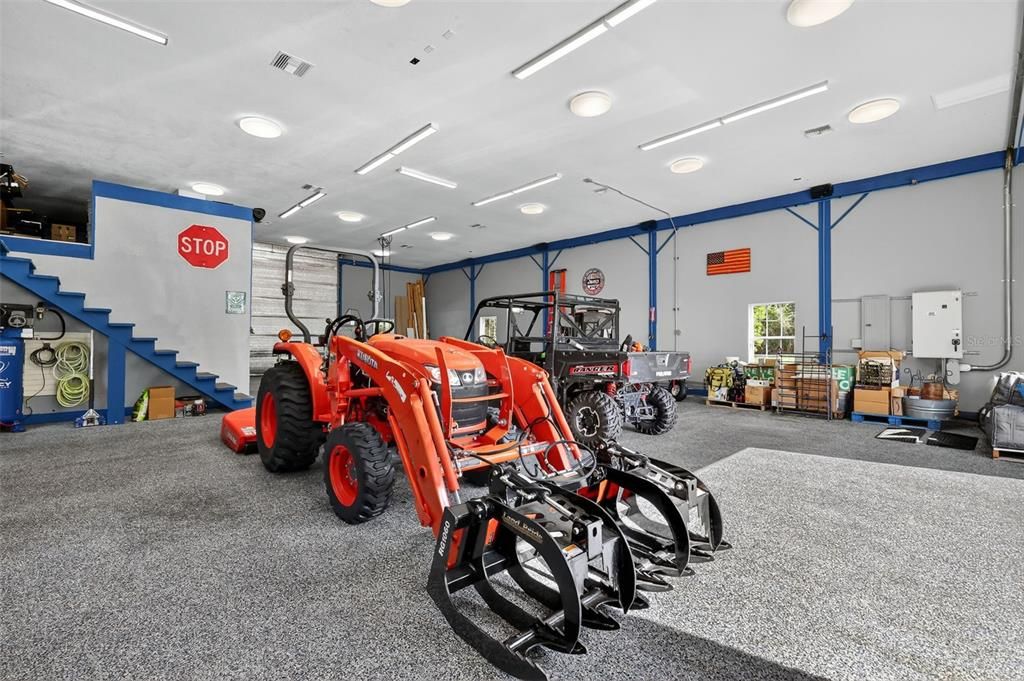 Под контрактом: $1,599,000 (3 спален, 4 ванн, 2496 Квадратных фут)