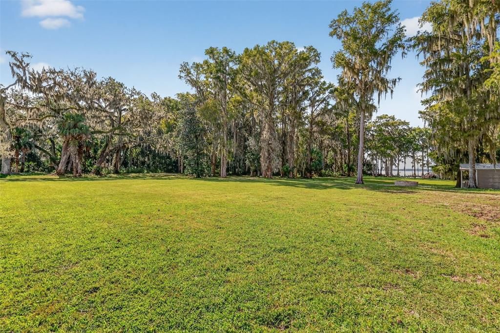 Под контрактом: $1,599,000 (3 спален, 4 ванн, 2496 Квадратных фут)