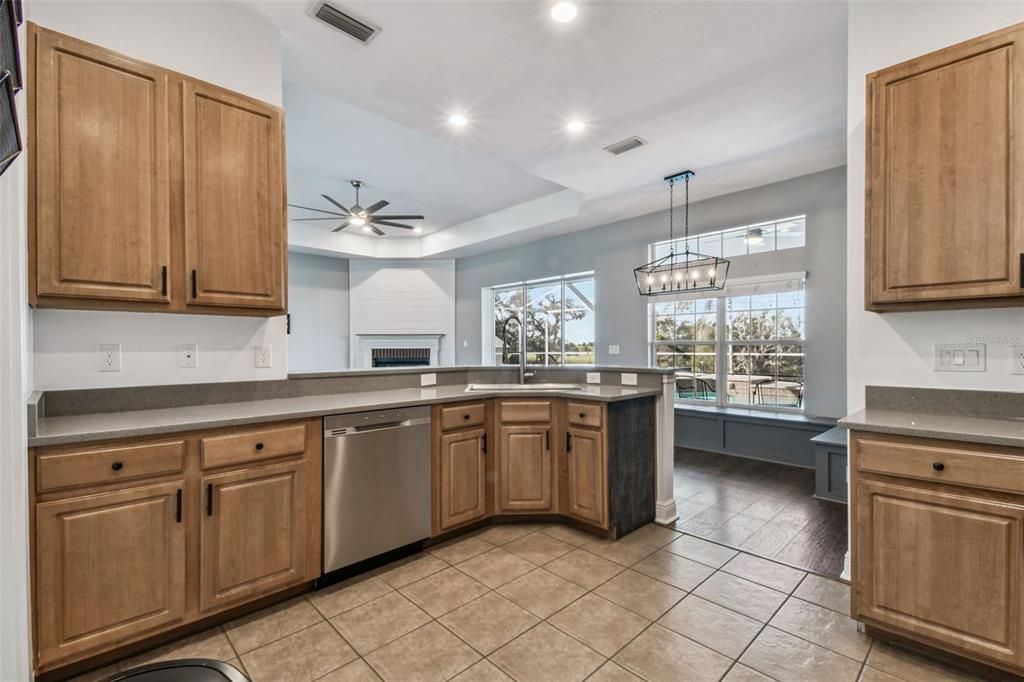 For Sale: $629,999 (3 beds, 2 baths, 2089 Square Feet)