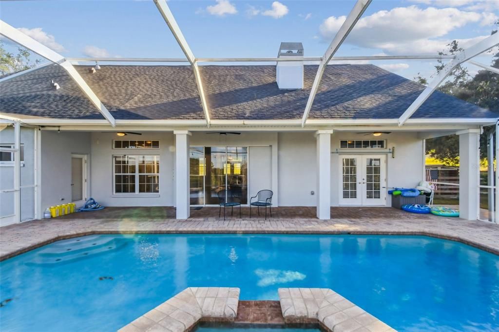 For Sale: $629,999 (3 beds, 2 baths, 2089 Square Feet)