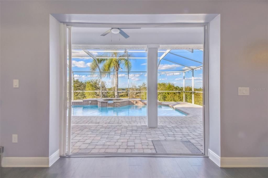 For Sale: $629,999 (3 beds, 2 baths, 2089 Square Feet)