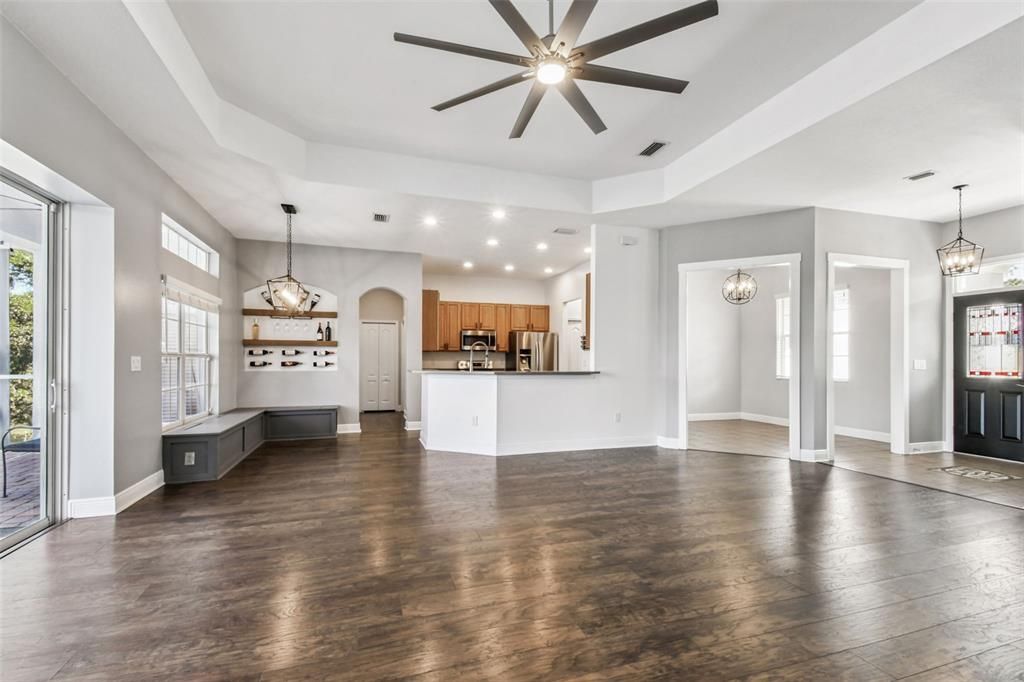 For Sale: $629,999 (3 beds, 2 baths, 2089 Square Feet)