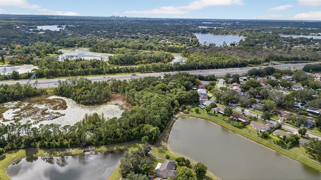 合同活跃: $249,000 (2.41 acres)