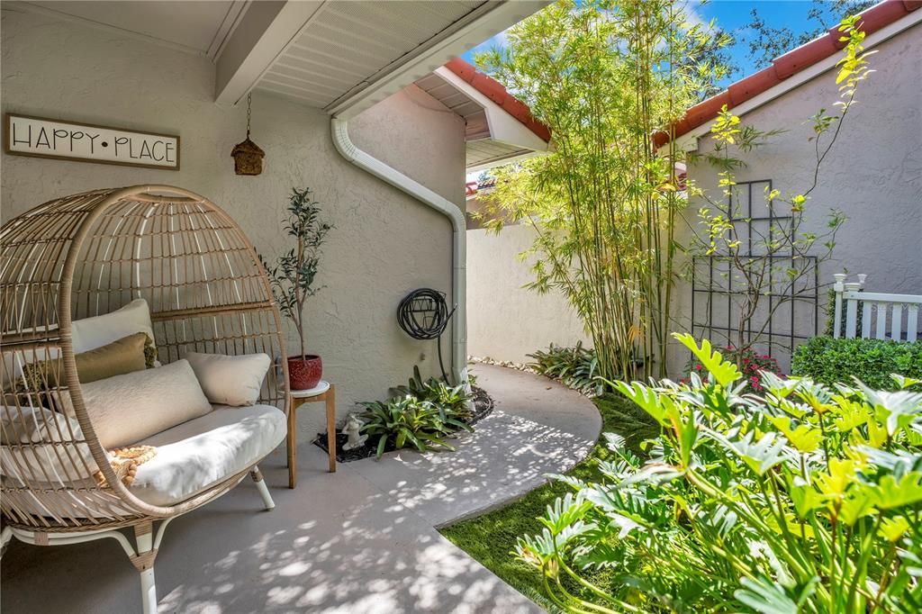 Active With Contract: $530,000 (3 beds, 2 baths, 1750 Square Feet)