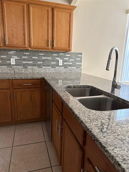 For Sale: $495,000 (4 beds, 2 baths, 2195 Square Feet)