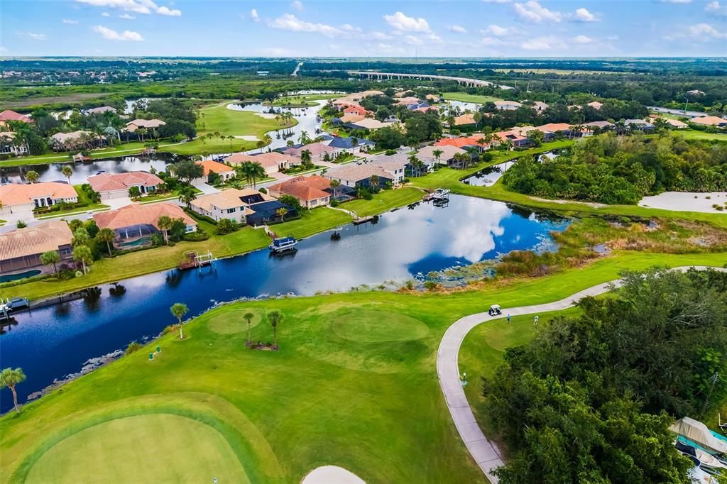 Под контрактом: $997,500 (4 спален, 3 ванн, 2660 Квадратных фут)