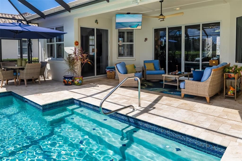 Под контрактом: $997,500 (4 спален, 3 ванн, 2660 Квадратных фут)