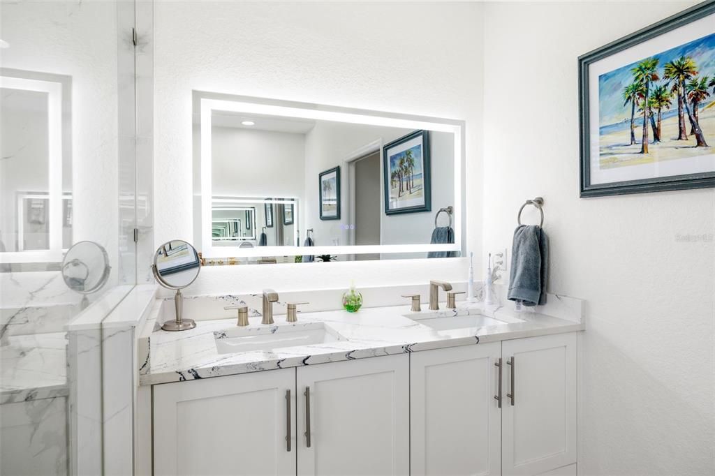 Под контрактом: $997,500 (4 спален, 3 ванн, 2660 Квадратных фут)