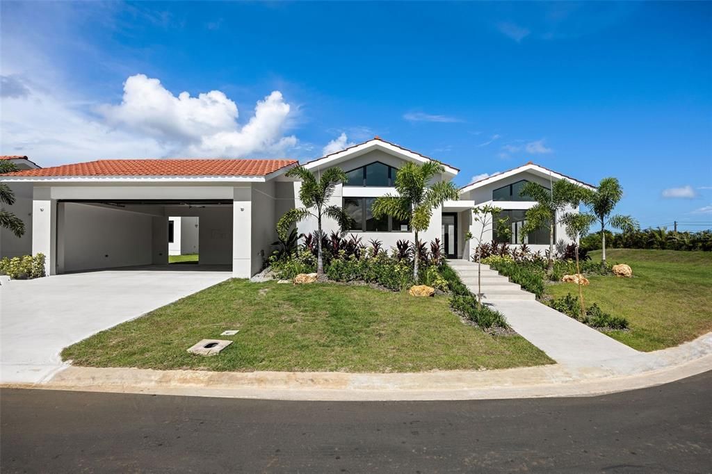 For Sale: $2,475,000 (4 beds, 4 baths, 0 Square Feet)