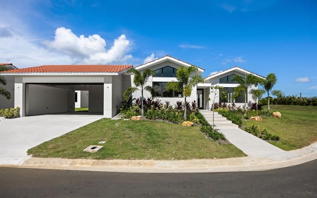 For Sale: $2,475,000 (4 beds, 4 baths, 0 Square Feet)