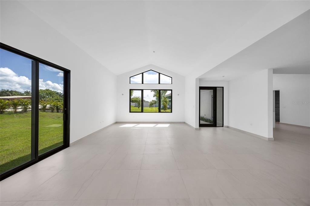 For Sale: $2,475,000 (4 beds, 4 baths, 0 Square Feet)