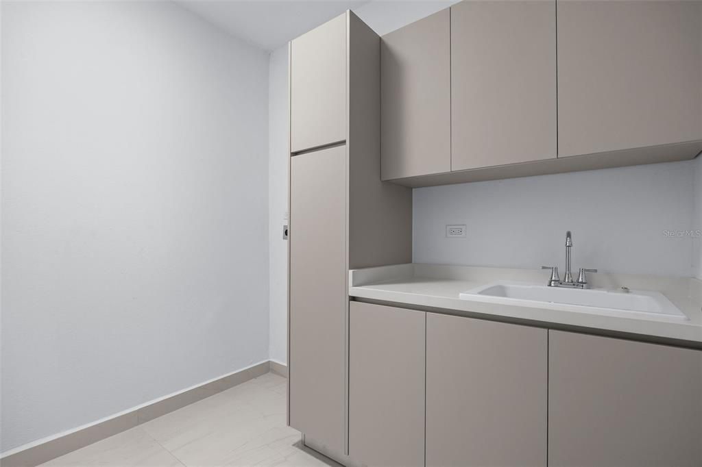 For Sale: $2,475,000 (4 beds, 4 baths, 0 Square Feet)