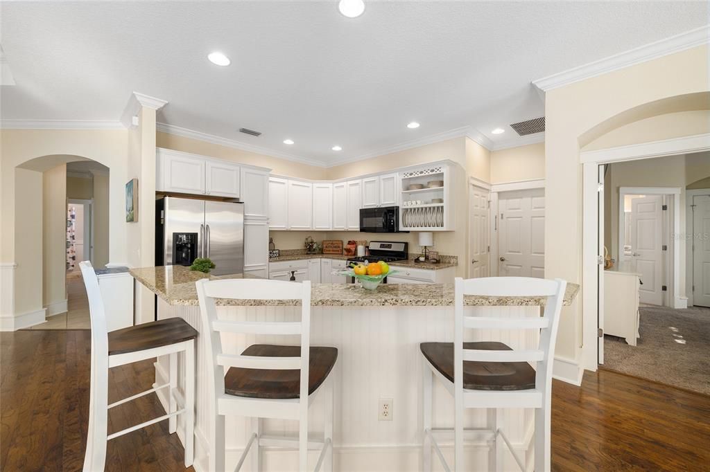 Active With Contract: $750,000 (3 beds, 2 baths, 1813 Square Feet)