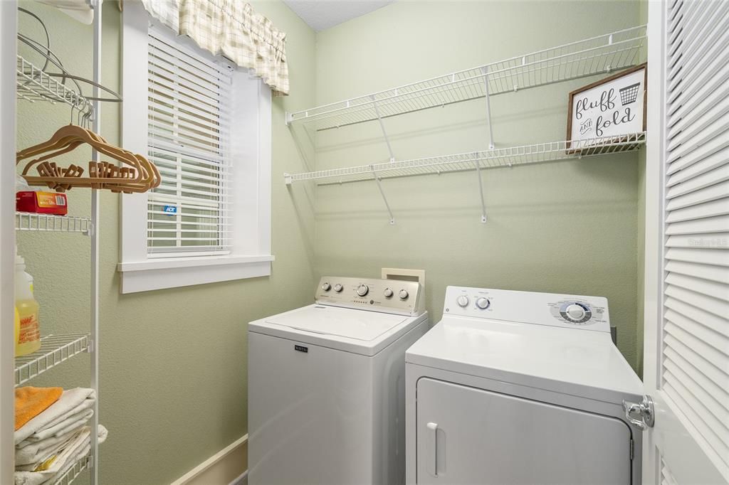 Active With Contract: $750,000 (3 beds, 2 baths, 1813 Square Feet)