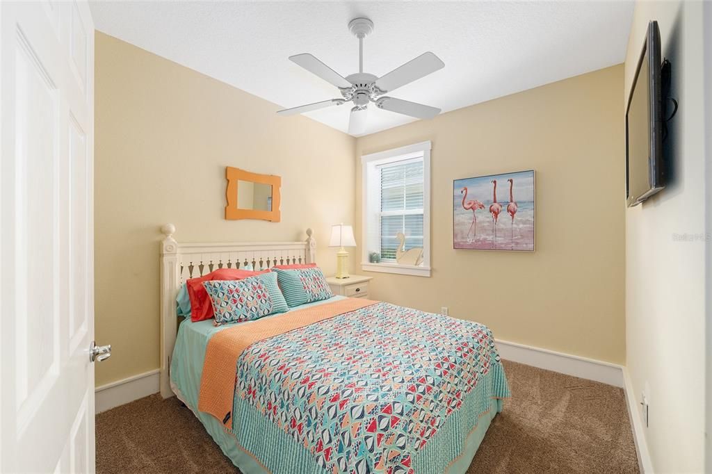 Active With Contract: $750,000 (3 beds, 2 baths, 1813 Square Feet)