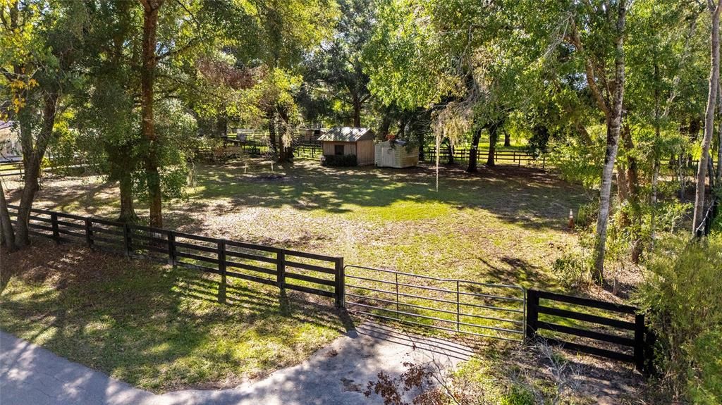 Activo con contrato: $249,900 (3 camas, 1 baños, 1469 Pies cuadrados)